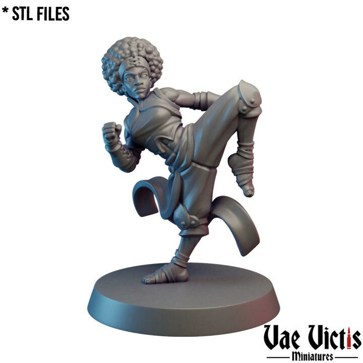 Peasant Revolt, Assembled Villagers and Farm Animals Fantasy Miniatures by Vae Victis, perfect for Fantasy Wargames and Tabletop RPGs