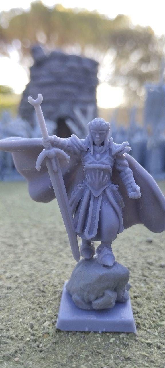 Elven Princess, Modular High Elven miniatures by Landor Miniatures! High Elves for Fantasy Wargames