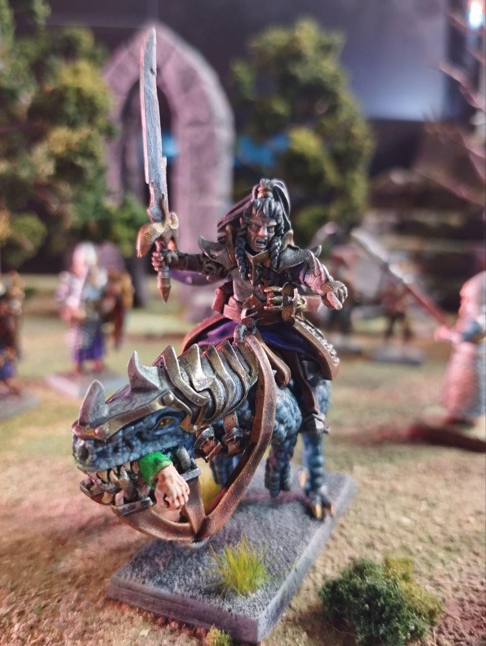 Dark Elf Commander, Modular Dark Elven miniatures by Landor Miniatures! Dark Elves for Fantasy Wargames