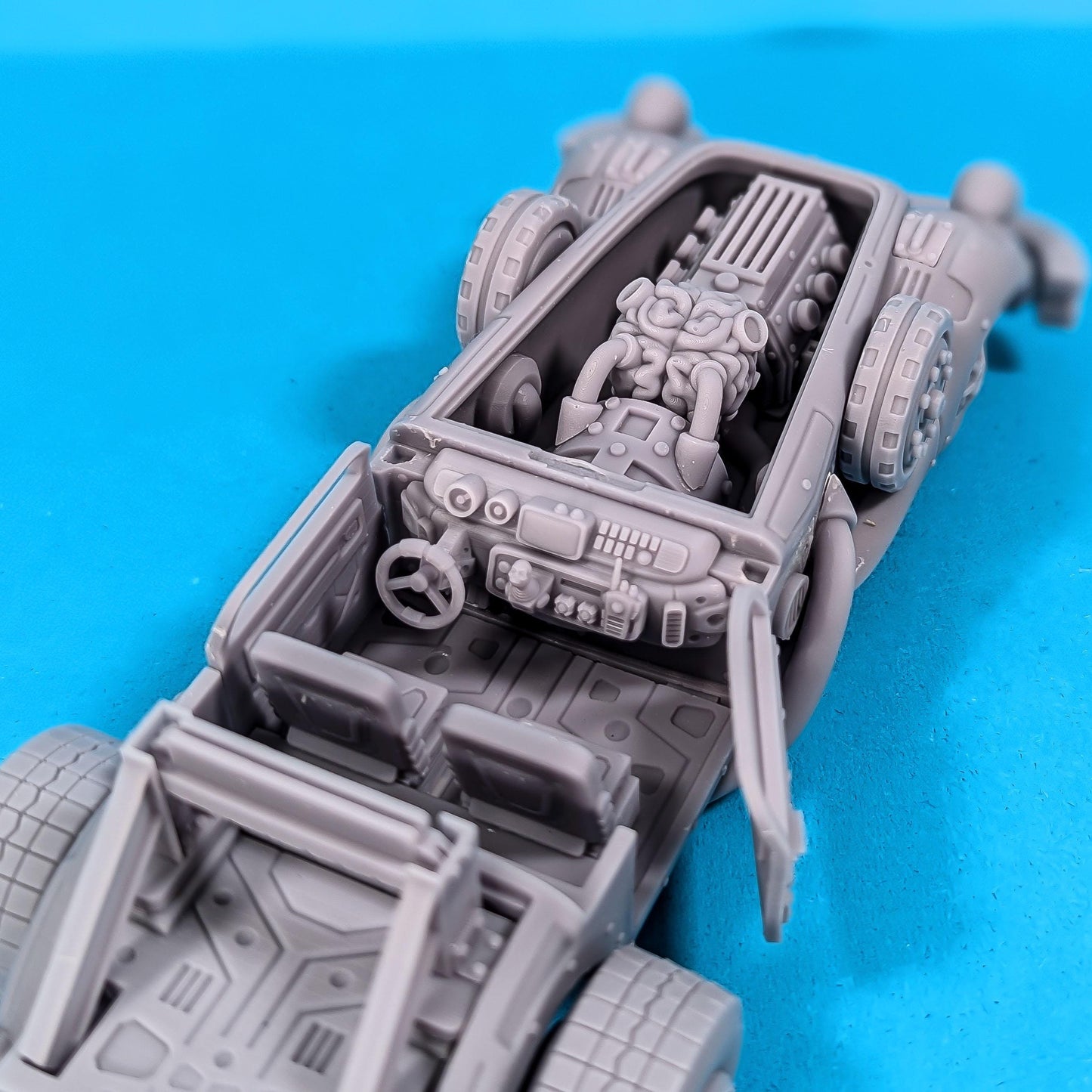 Classic Race Car - Angelika w/ Silent Spectres - Silent Spectre Gangers - Sci-Fi Grimdark Mercenaries by Print Minis