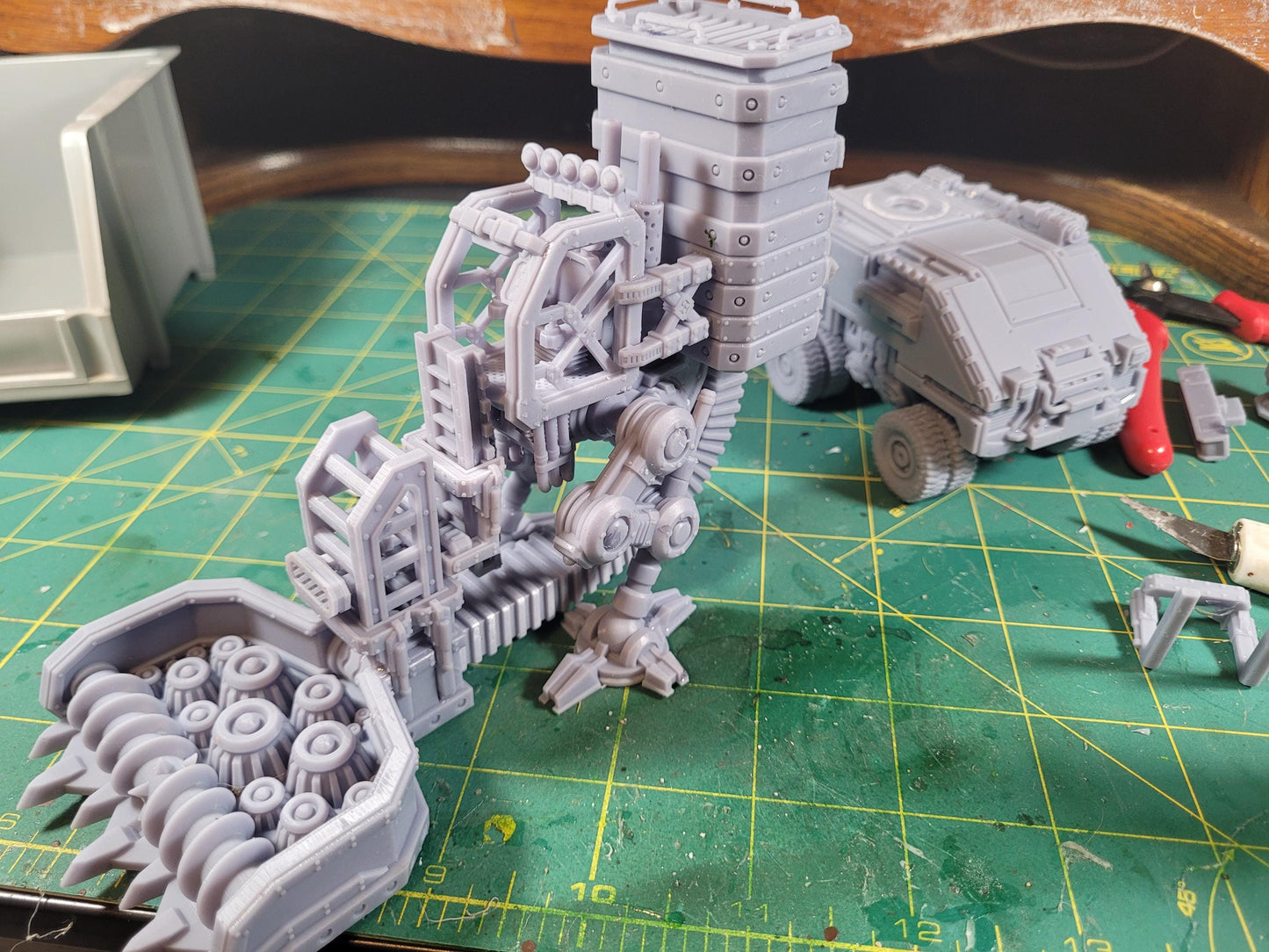Harvester Bot with drivers - Corpse Harvester Cult - Sci-Fi Grimdark Gang