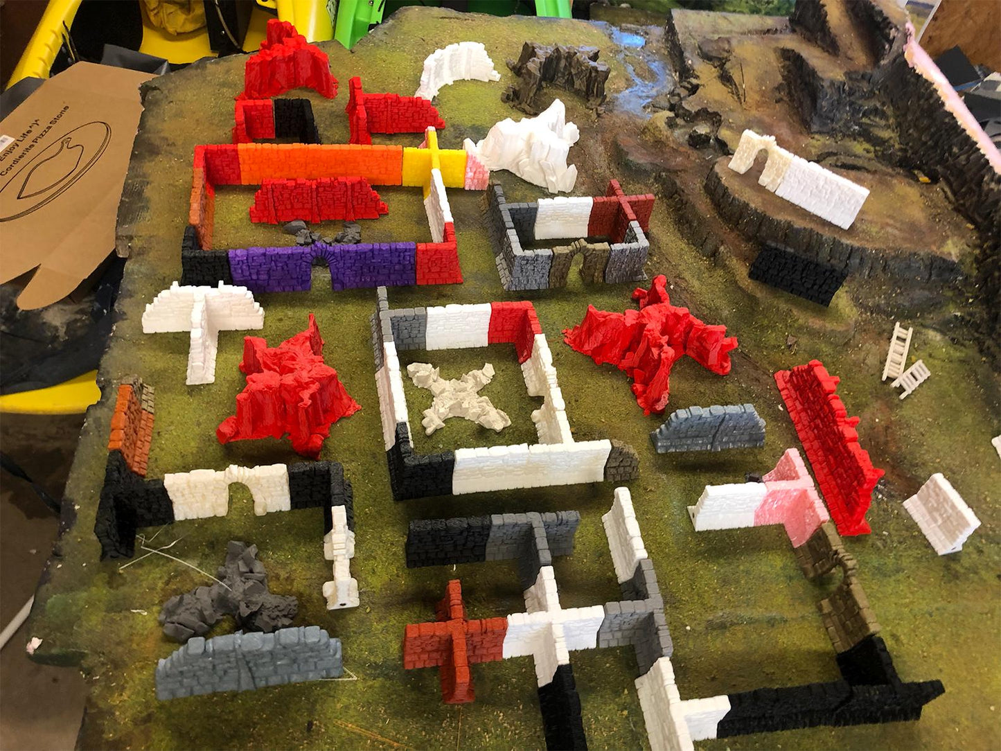 Interior Dungeon Walls - 3D Printed Tabletop Terrain, Perfect for Wargames, Board Games, Role Playing Games