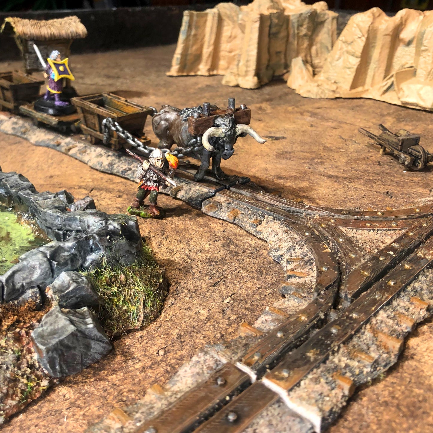 Wooden Mining Tracks & Mining Cart by GameScape3D - 3D Printed Tabletop Terrain, Perfect for Wargames, Role playing games, Tabletop games