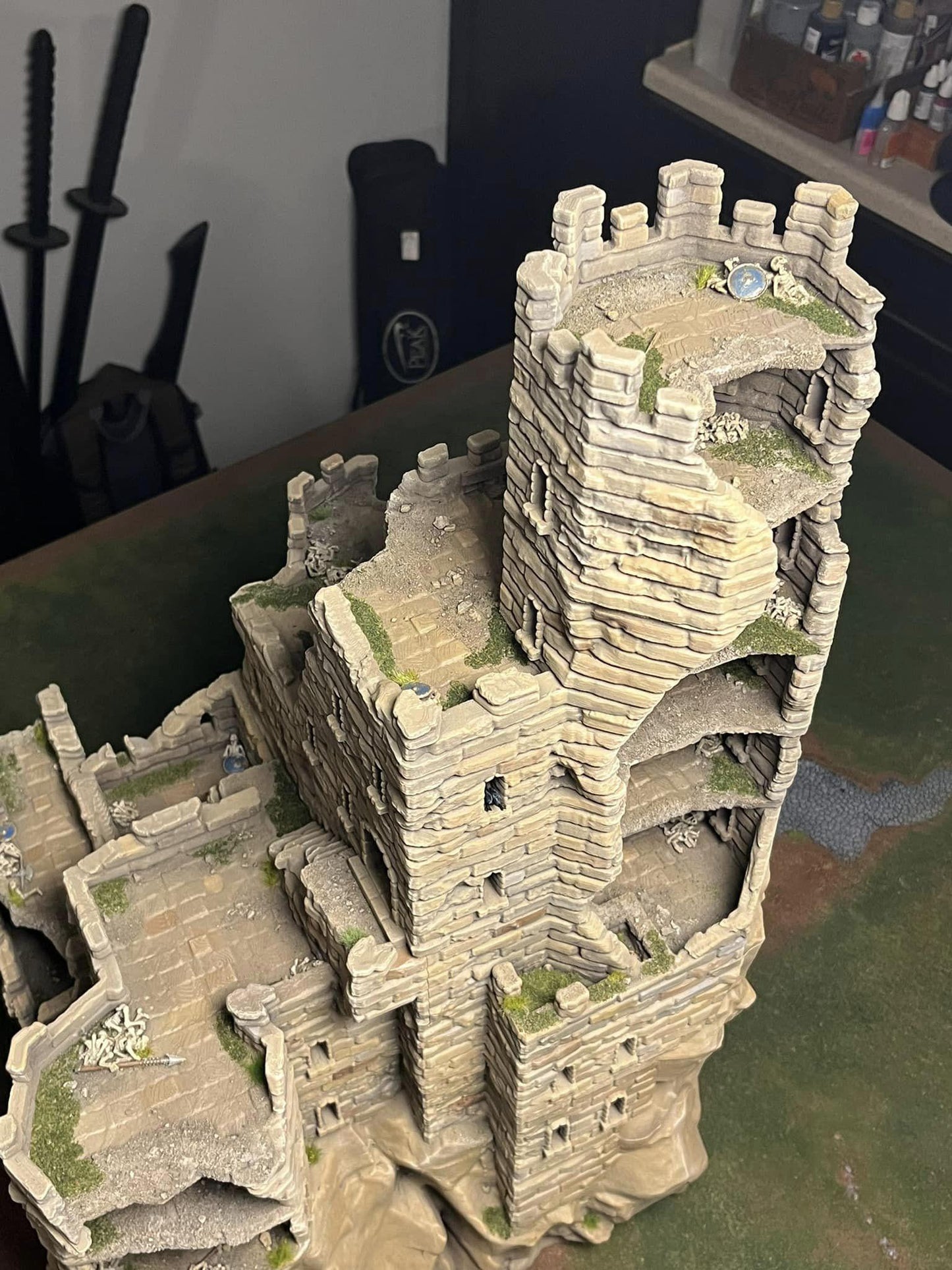 Ruined Old Castle - Tabletop Terrain - 28 MM, Tabletop 3D Printed Terrain by MiniatureLand, Perfect for Wargaming and RPGs