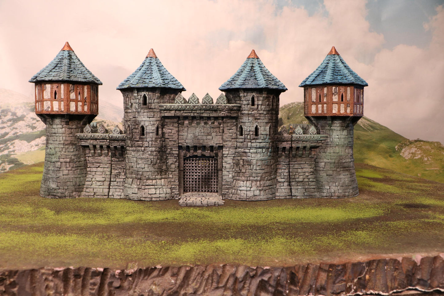 ARX RENOVATUR: 28mm Citadel Gate, Walls, & Corner Towers by GameScape3D - 3D Printed Tabletop Terrain, Perfect for Wargames
