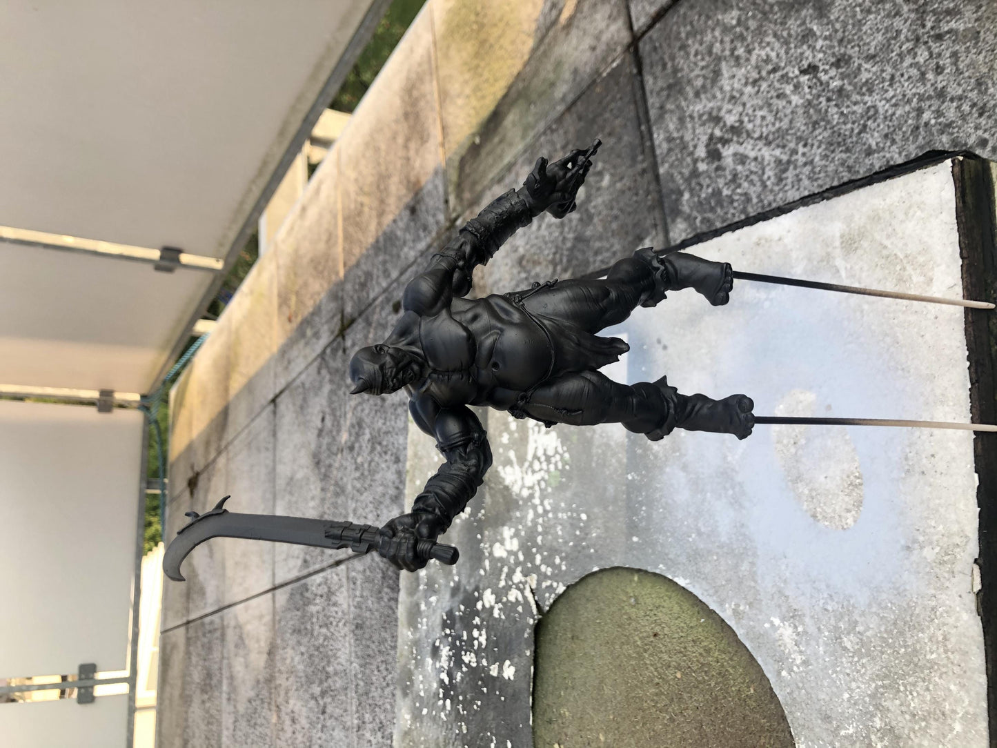 Giant king and Cyclops kit, Fantasy Miniatures by Magori Miniatures, perfect for Fantasy Wargames and RPGs