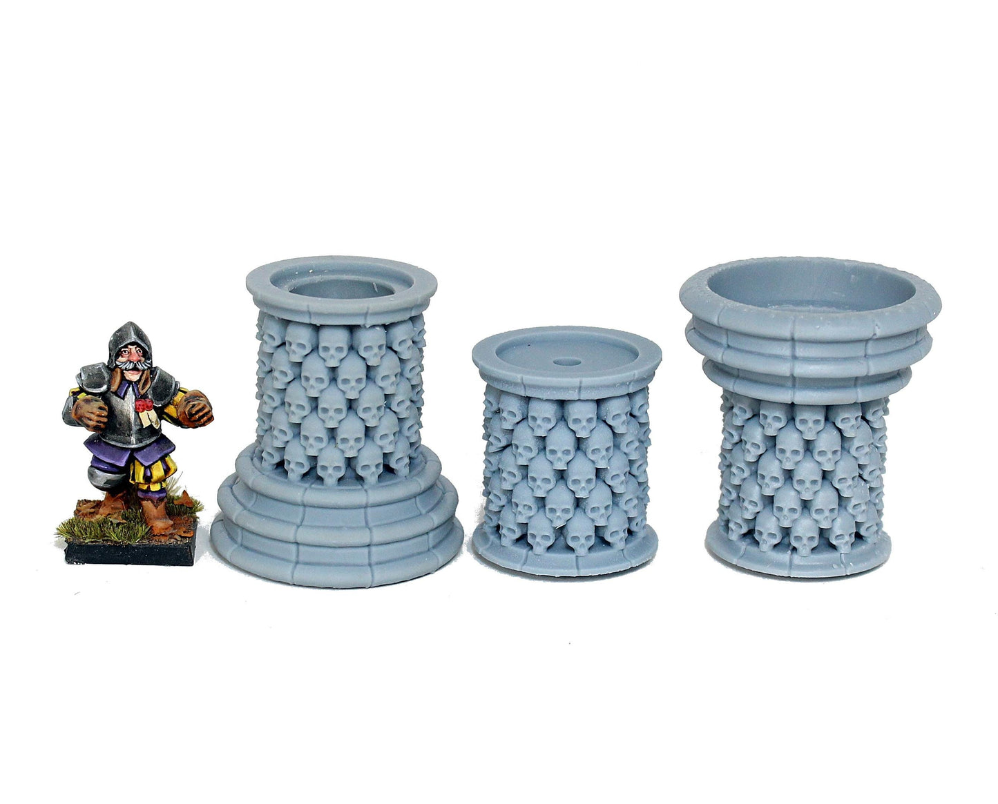 Column of Skulls, Fantasy Skirmish Miniatures by MoM Miniatures, perfect for Fantasy Wargames and RPGs