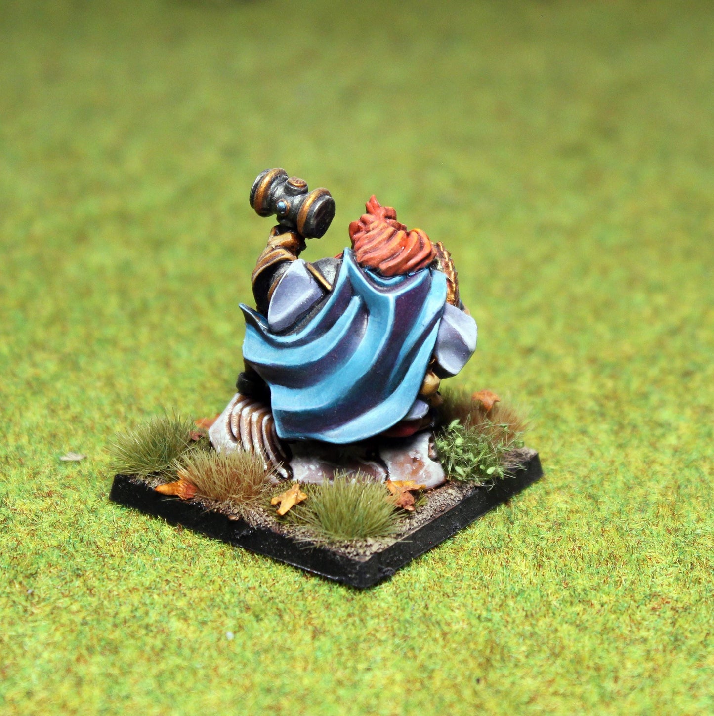 Dwarven Clan Lord, Fantasy Skirmish Miniatures by MoM Miniatures, perfect for Fantasy Wargames and RPGs