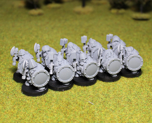 Clan Dwarves, Fantasy Skirmish Miniatures by MoM Miniatures, perfect for Fantasy Wargames and RPGs