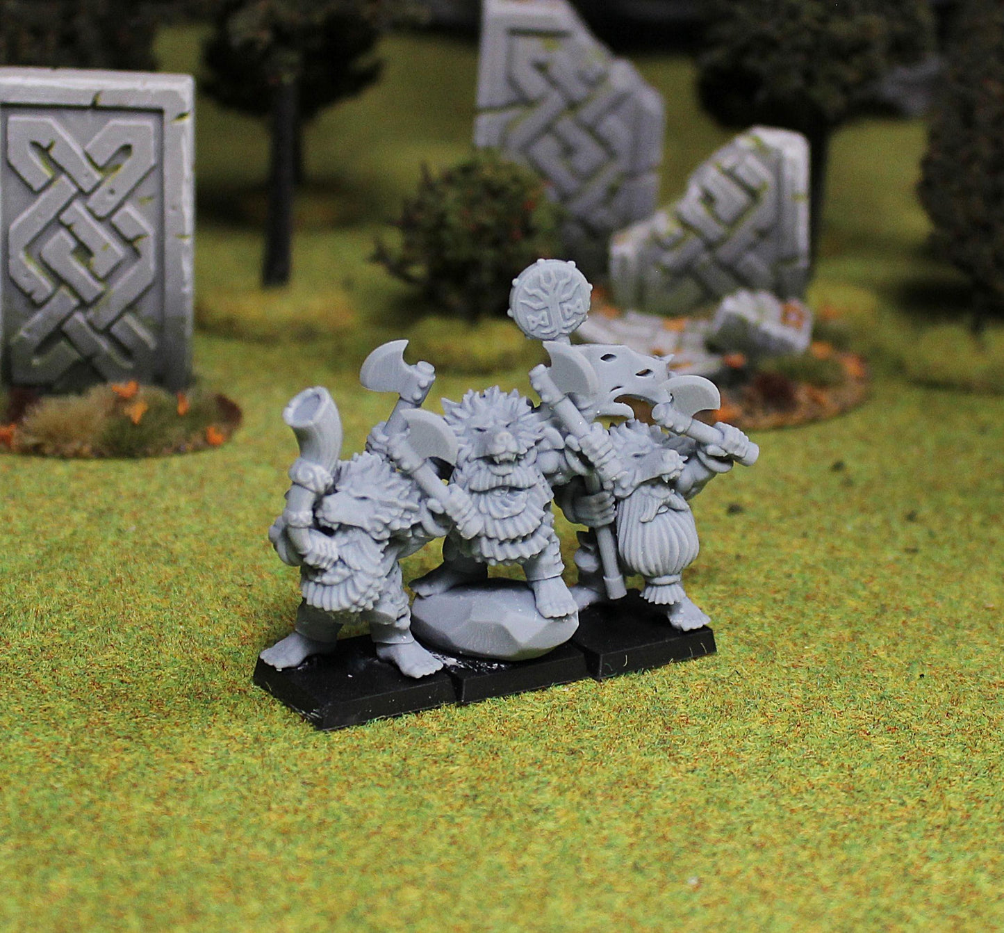 Slayers Ranger Dwarves, Fantasy Skirmish Miniatures by MoM Miniatures, perfect for Fantasy Wargames and RPGs