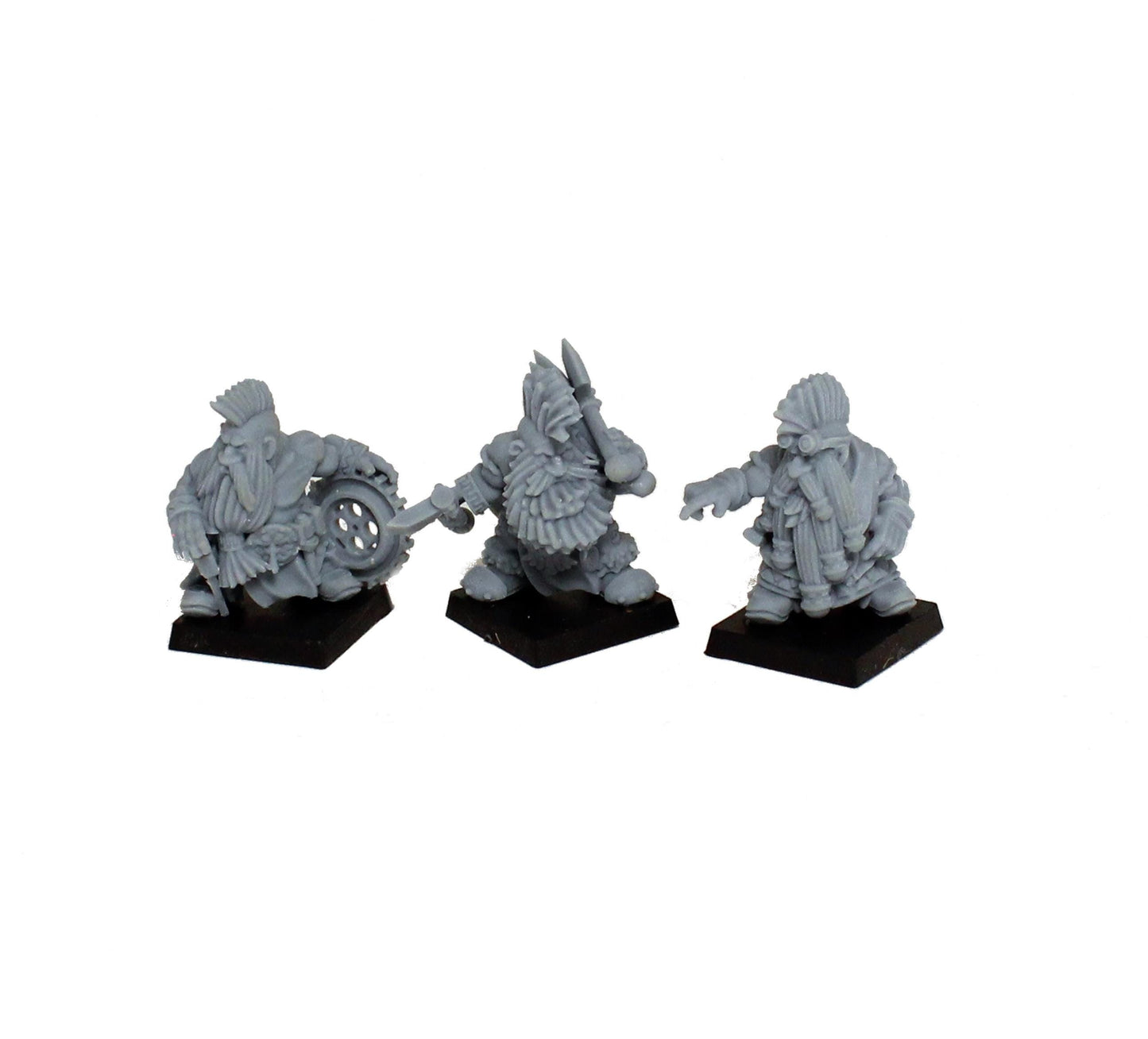 Dwarf Axe Thrower, Fantasy Skirmish Miniatures by MoM Miniatures, perfect for Fantasy Wargames and RPGs
