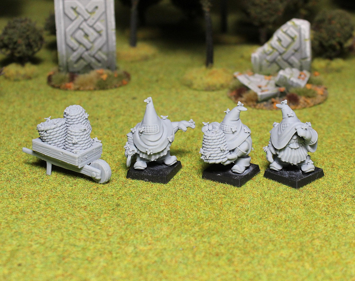 Forest Dwarf Beehive Launcher, Fantasy Skirmish Miniatures by MoM Miniatures, perfect for Fantasy Wargames and RPGs