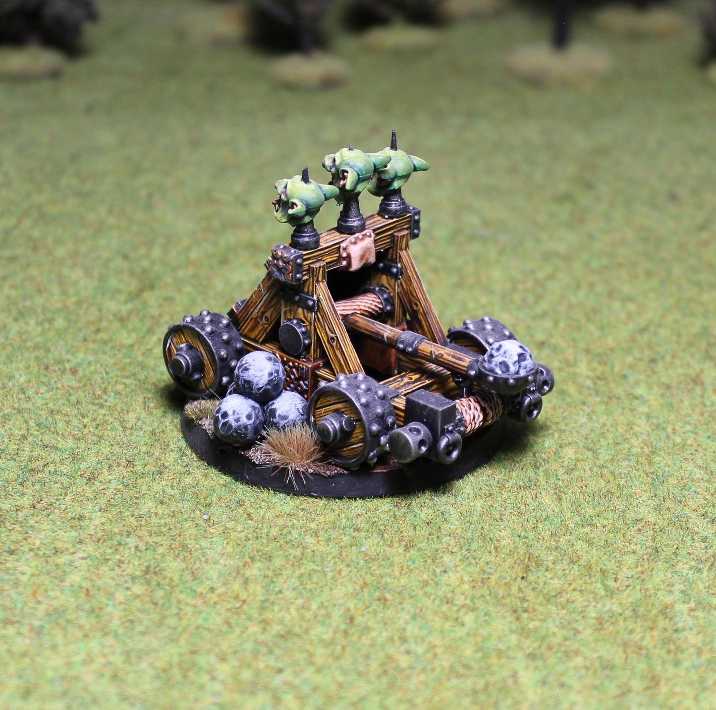 Dwarf Catapult, Fantasy Skirmish Miniatures by MoM Miniatures, perfect for Fantasy Wargames and RPGs