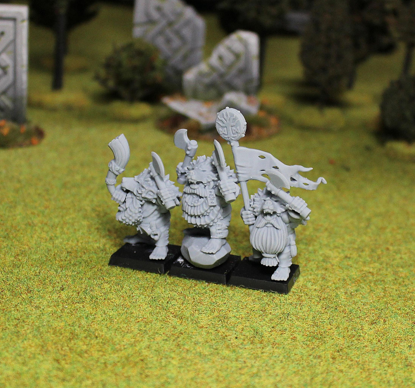 Slayers Ranger Dwarves, Fantasy Skirmish Miniatures by MoM Miniatures, perfect for Fantasy Wargames and RPGs