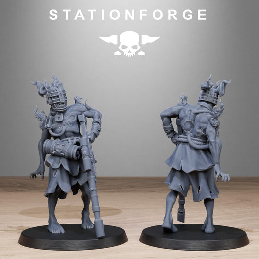 Corrupted Guard Abhumans, Chaos Worshipper Sci-Fi Wargames Miniatures by STATIONFORGE, Corrupted Imperial Guard