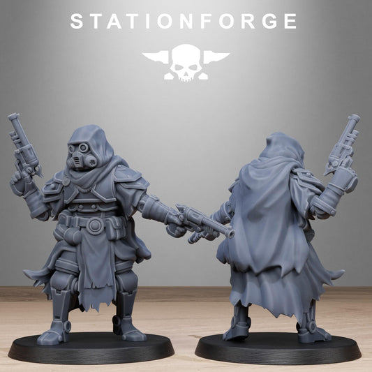 Scavenger Tech Magicians, Space Techno-bots, modular Sci-Fi warriors by STATIONFORGE, Sci-Fi Wargames Cyber-themed Grimdark miniatures