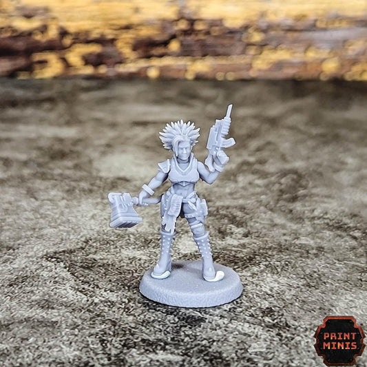 Akina - Bitter Nightshade Champion - Sci-Fi Grimdark City Skirmish Warfare Female Mercenaries by Print Minis