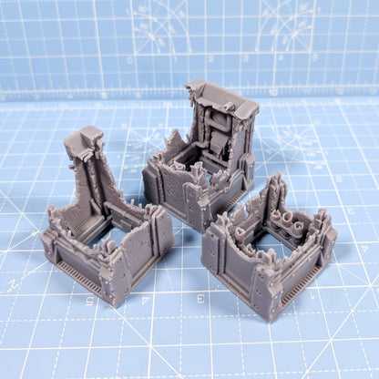 Damaged Risor District Walls - Risor District - Sci-Fi City Skirmish Wargaming Terrain by Print Minis