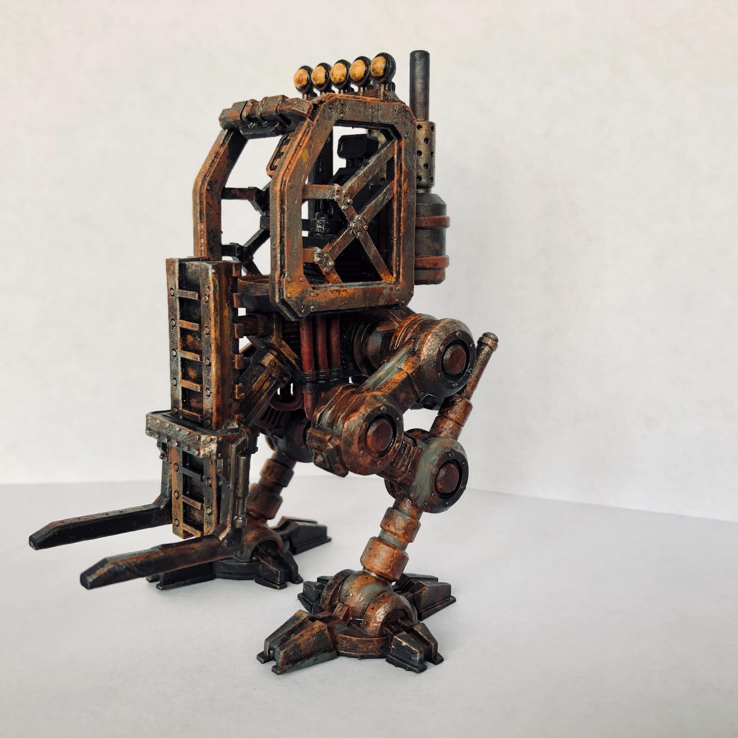 Liftbot - Unloading Robot -  Sci-Fi Grimdark Civilians by Print Minis