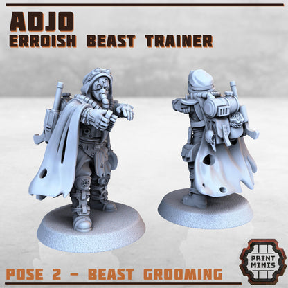 Erroish Beast Trainer and Sand Sprinters -  Sci-Fi Grimdark Mercenaries by Print Minis