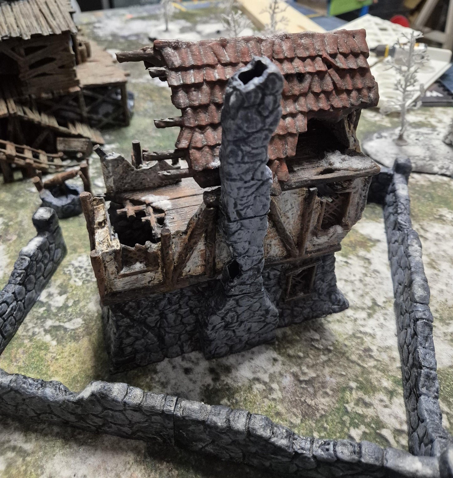 Ruined FarmHouse - Tabletop Terrain - 28 MM, Tabletop 3D Printed Terrain by MiniatureLand, Perfect for Wargaming and RPGs