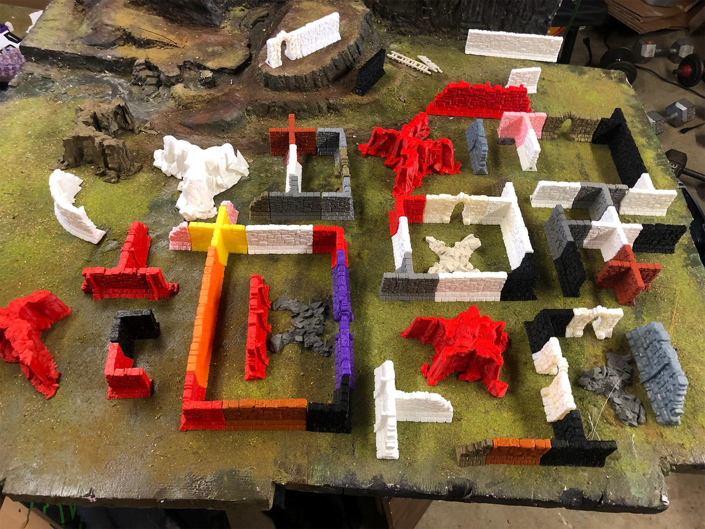 Interior Dungeon Walls - 3D Printed Tabletop Terrain, Perfect for Wargames, Board Games, Role Playing Games