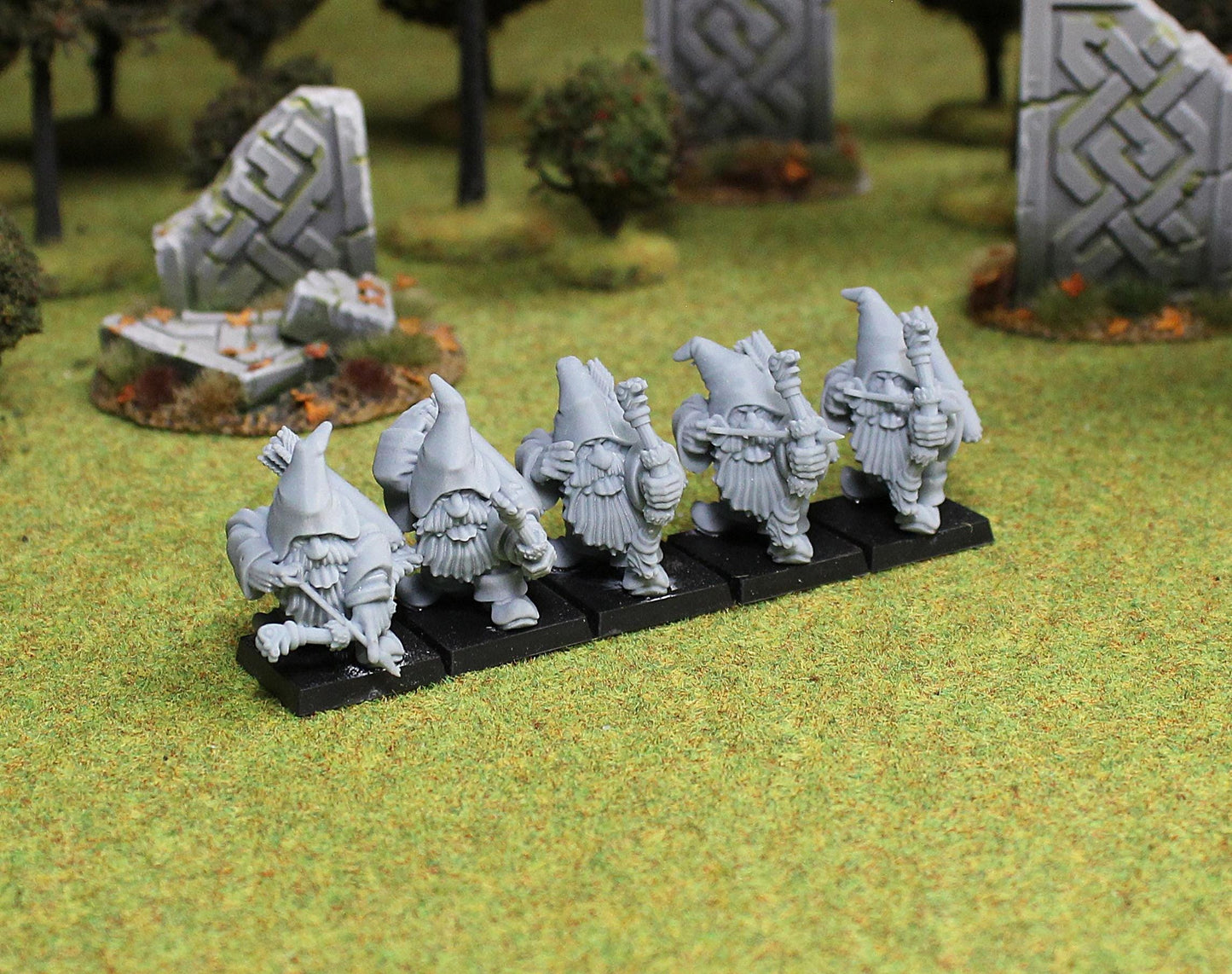 Dwarven Rangers with Bow, Fantasy Skirmish Miniatures by MoM Miniatures, perfect for Fantasy Wargames and RPGs