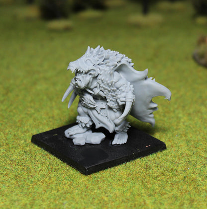 Wild Orc Warlord, Fantasy Skirmish Miniatures by MoM Miniatures, perfect for Fantasy Wargames and RPGs