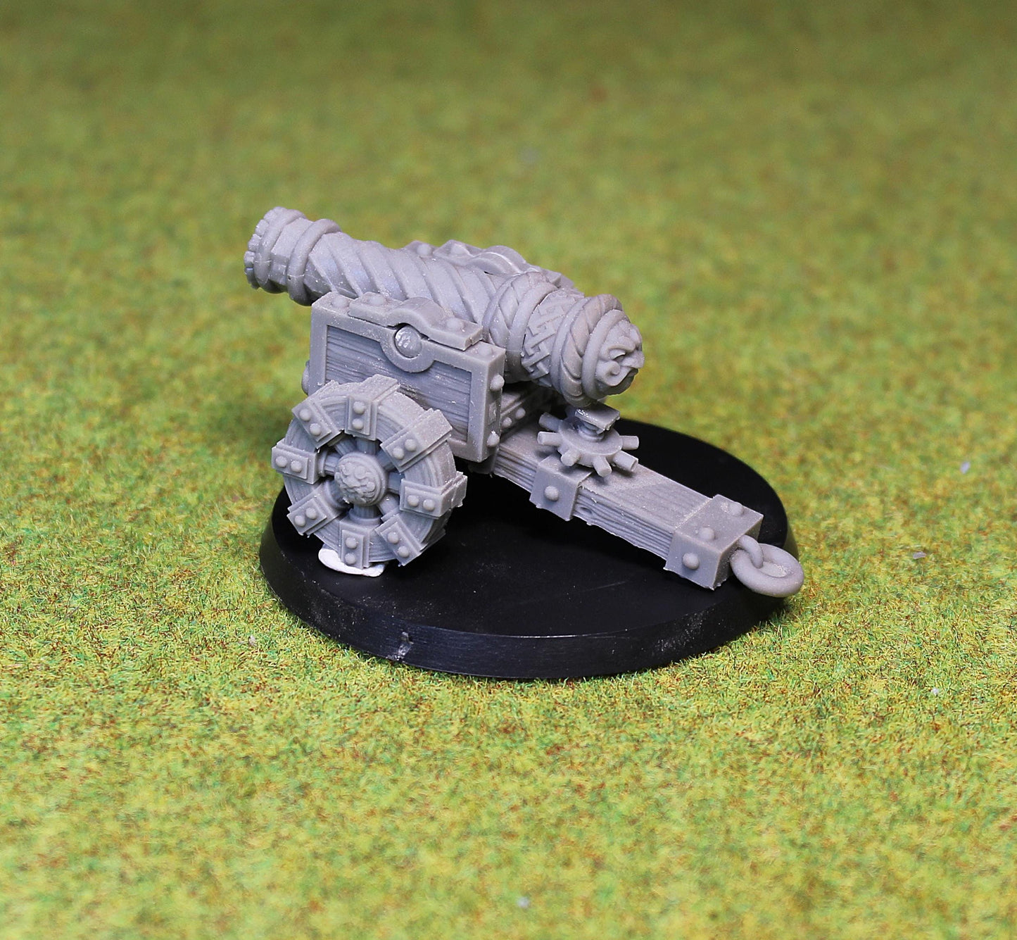 Dwarf Cannon, Fantasy Skirmish Miniatures by MoM Miniatures, perfect for Fantasy Wargames and RPGs