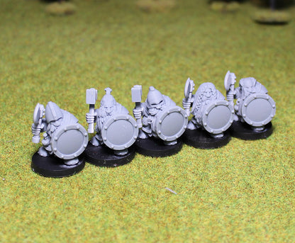 Clan Dwarves, Fantasy Skirmish Miniatures by MoM Miniatures, perfect for Fantasy Wargames and RPGs