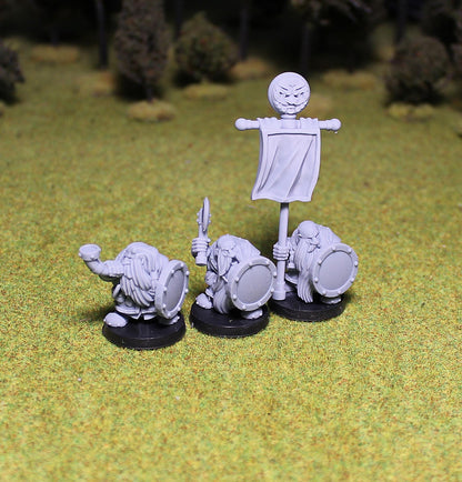Clan Dwarves, Fantasy Skirmish Miniatures by MoM Miniatures, perfect for Fantasy Wargames and RPGs
