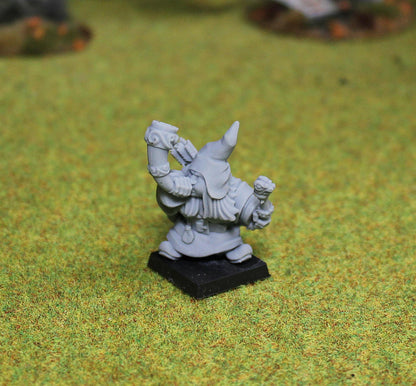Dwarven Rangers with Bow, Fantasy Skirmish Miniatures by MoM Miniatures, perfect for Fantasy Wargames and RPGs