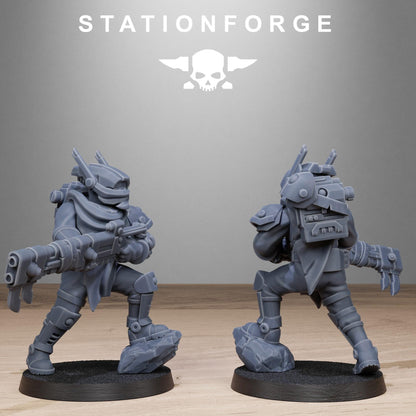 Tarion Hunters, Communitarian Alien Infantry, Sci-Fi Wargames Miniatures by STATIONFORGE