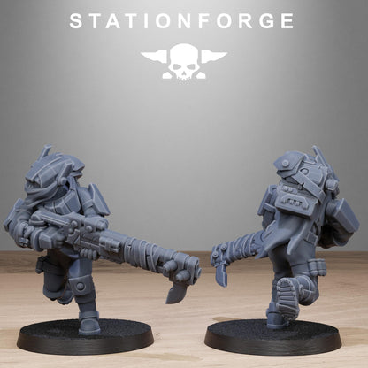 Tarion Hunters, Communitarian Alien Infantry, Sci-Fi Wargames Miniatures by STATIONFORGE