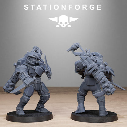 Tarion Hunters, Communitarian Alien Infantry, Sci-Fi Wargames Miniatures by STATIONFORGE