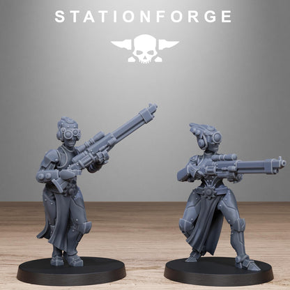 Scavenger Sisters Infantry, Space Techno-bots, modular Sci-Fi warriors by STATIONFORGE, Sci-Fi Wargames Cyber-themed Grimdark miniatures