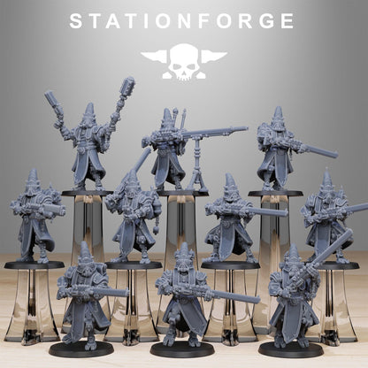 Scavenger Hooded Cultists, Space Techno-bots, modular Sci-Fi warriors by STATIONFORGE, Sci-Fi Wargames Cyber-themed Grimdark miniatures