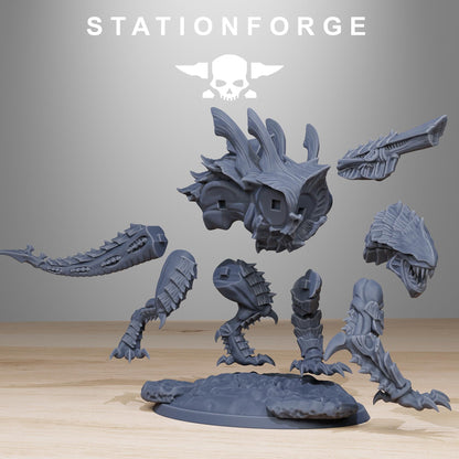 Xenarid Predator - Xenarid Alien Bugs -  Sci-Fi Grimdark Bug aliens by STATIONFORGE