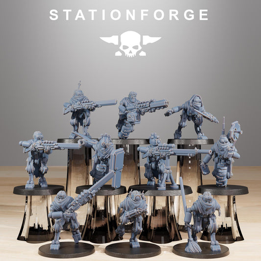 Scavenger Halflings, Space Techno-bots, modular Sci-Fi warriors by STATIONFORGE, Sci-Fi Wargames Cyber-themed Grimdark miniatures