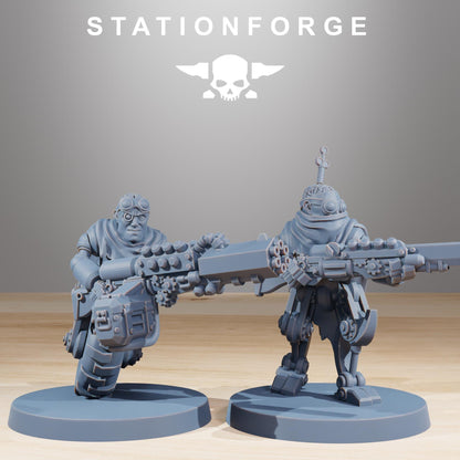 Scavenger Halflings, Space Techno-bots, modular Sci-Fi warriors by STATIONFORGE, Sci-Fi Wargames Cyber-themed Grimdark miniatures