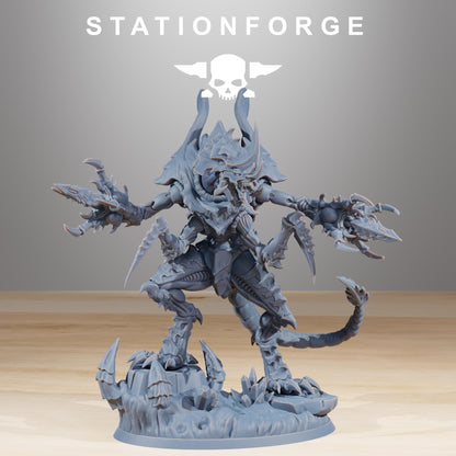 Xenarid Devourers - Xenarid Alien Bugs -  Sci-Fi Grimdark Bug aliens by STATIONFORGE