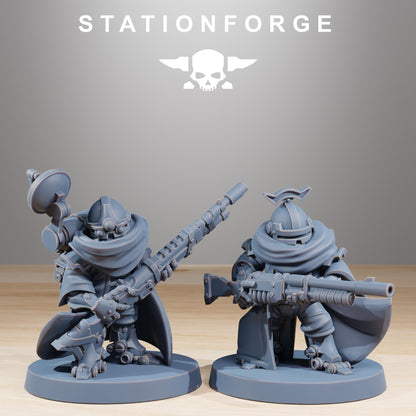 Scavenger Advanced Junkards, Space Techno-bots, modular Sci-Fi warriors by STATIONFORGE, Sci-Fi Wargames Cyber-themed Grimdark miniatures