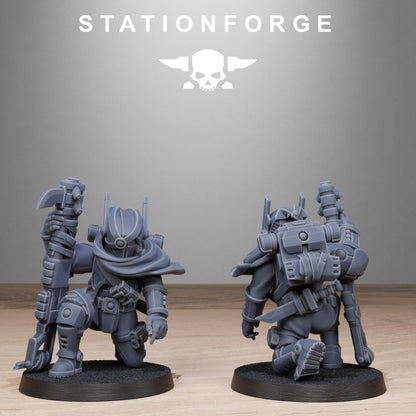 Tarion Hunters, Communitarian Alien Infantry, Sci-Fi Wargames Miniatures by STATIONFORGE