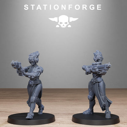 Scavenger Sisters Infantry, Space Techno-bots, modular Sci-Fi warriors by STATIONFORGE, Sci-Fi Wargames Cyber-themed Grimdark miniatures