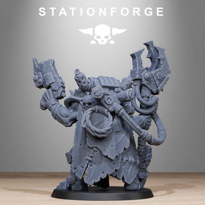 Orkaz Madman, Space-Faring Orkish Menace Sculpted by STATIONFORGE, Grimdark Compatible, Sci-Fi Wargame Scale