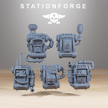 Scavenger Junkbots, Space Techno-bots, modular Sci-Fi warriors by STATIONFORGE, Sci-Fi Wargames Cyber-themed Grimdark miniatures