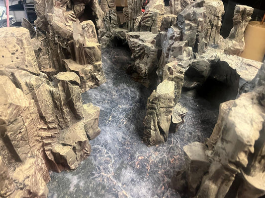 Universal Cliff Labyrinth Terrain Set - 3D Printed Tabletop Terrain, Perfect for Wargames, Board Games, Role Playing Games