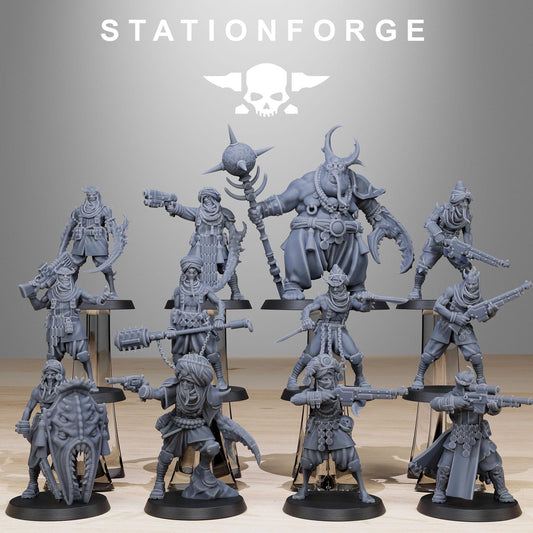 Corrupted Guard Lechers, Chaos Worshipper Sci-Fi Wargames Miniatures by STATIONFORGE, Corrupted Imperial Guard
