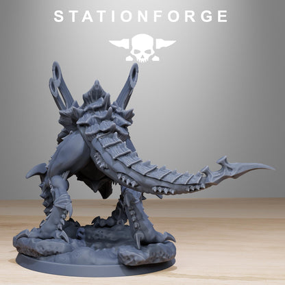 Xenarid Predator - Xenarid Alien Bugs -  Sci-Fi Grimdark Bug aliens by STATIONFORGE
