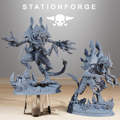 Xenarid Devourers - Xenarid Alien Bugs -  Sci-Fi Grimdark Bug aliens by STATIONFORGE